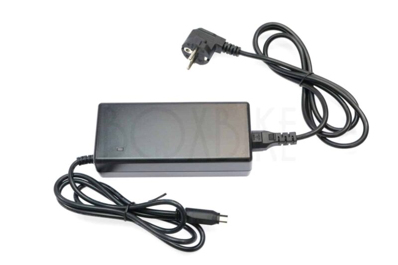 36V / 42V lader  - Crescent SR20 - Phylion 3-stift - 2A