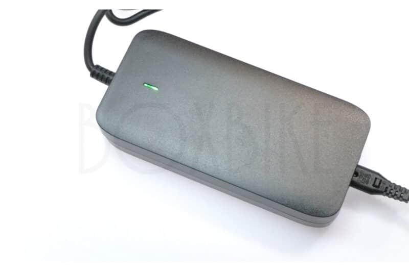 Lader 36V / 3A / Higo Z311 / hurtig / 100% / Ecoride